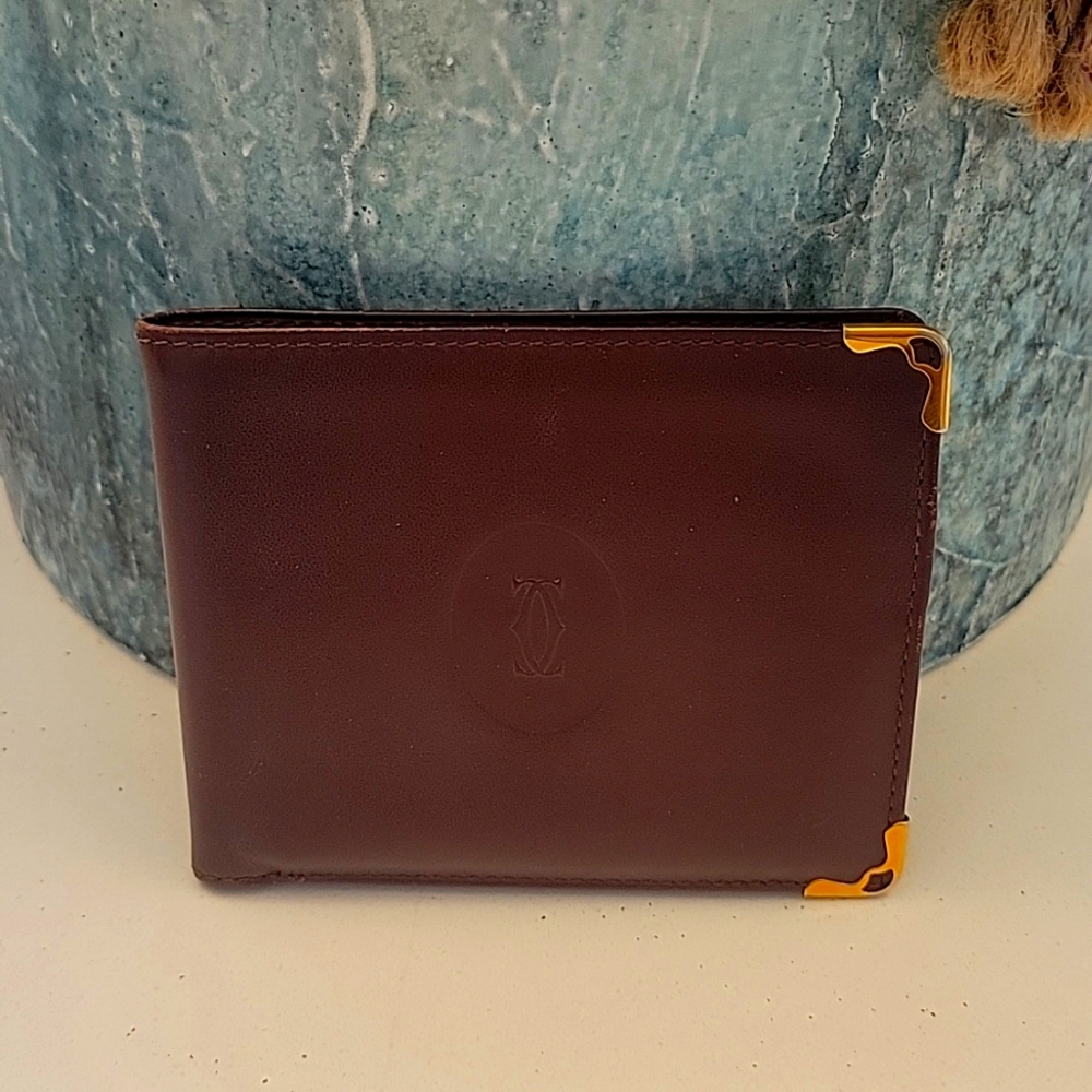 37.Must de Cartier  Bilfold  Wallet